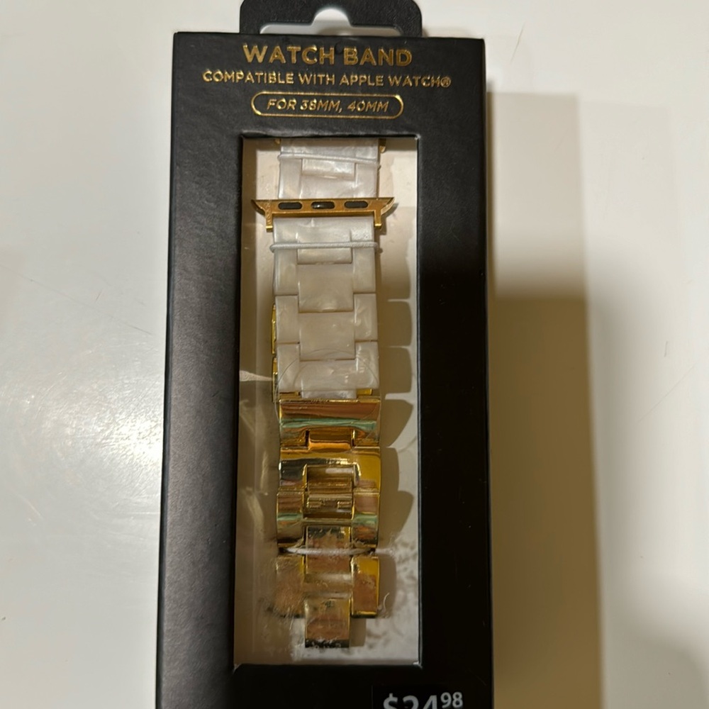 Brand new Apple Watch band. For 38,40mm & 41mm
